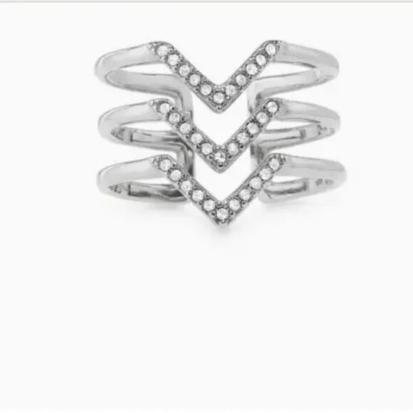 Stella & Dot Jewelry - ✨ Stella & Dot Silver Rhinestones Crystals Pave Modern Minimalist ring Size 6 ✨